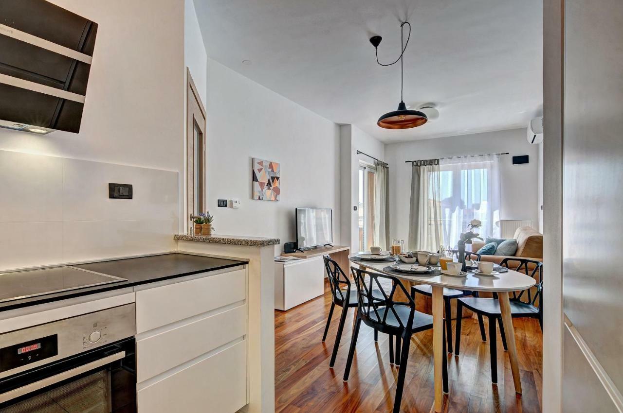 Apartment Pr *